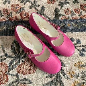 La Coqueta hot pink shoes
